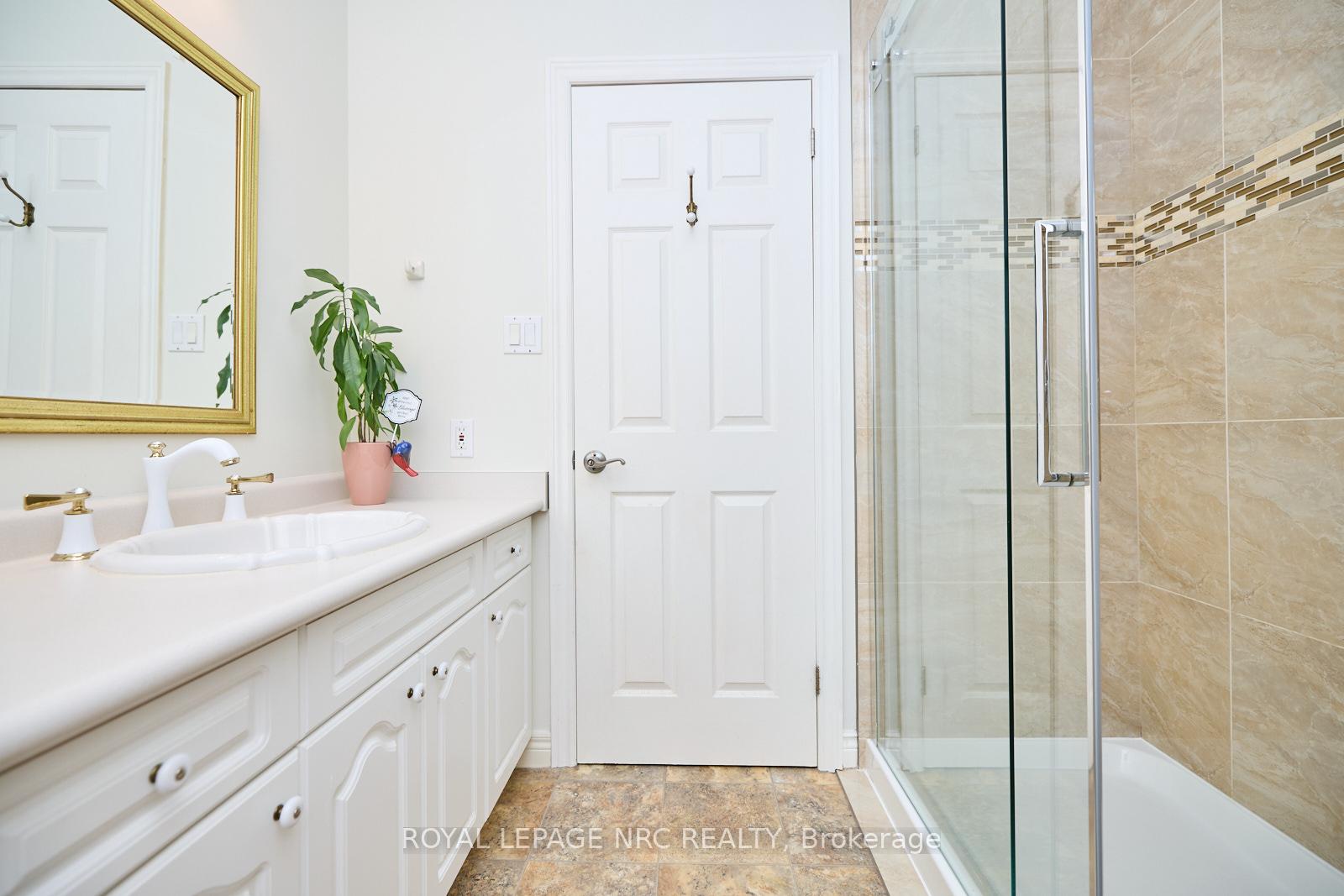 Photo 25 of 7 Scottdale Court, Pelham, Fonthill — HOMEH