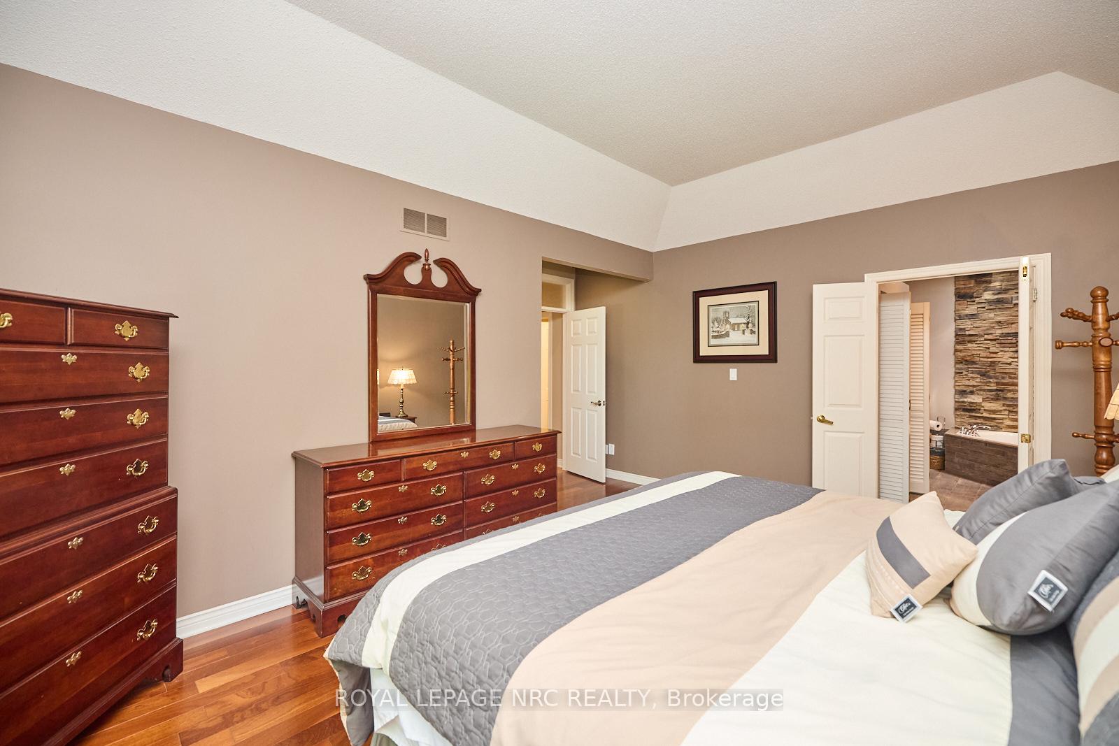 Photo 26 of 7 Scottdale Court, Pelham, Fonthill — HOMEH