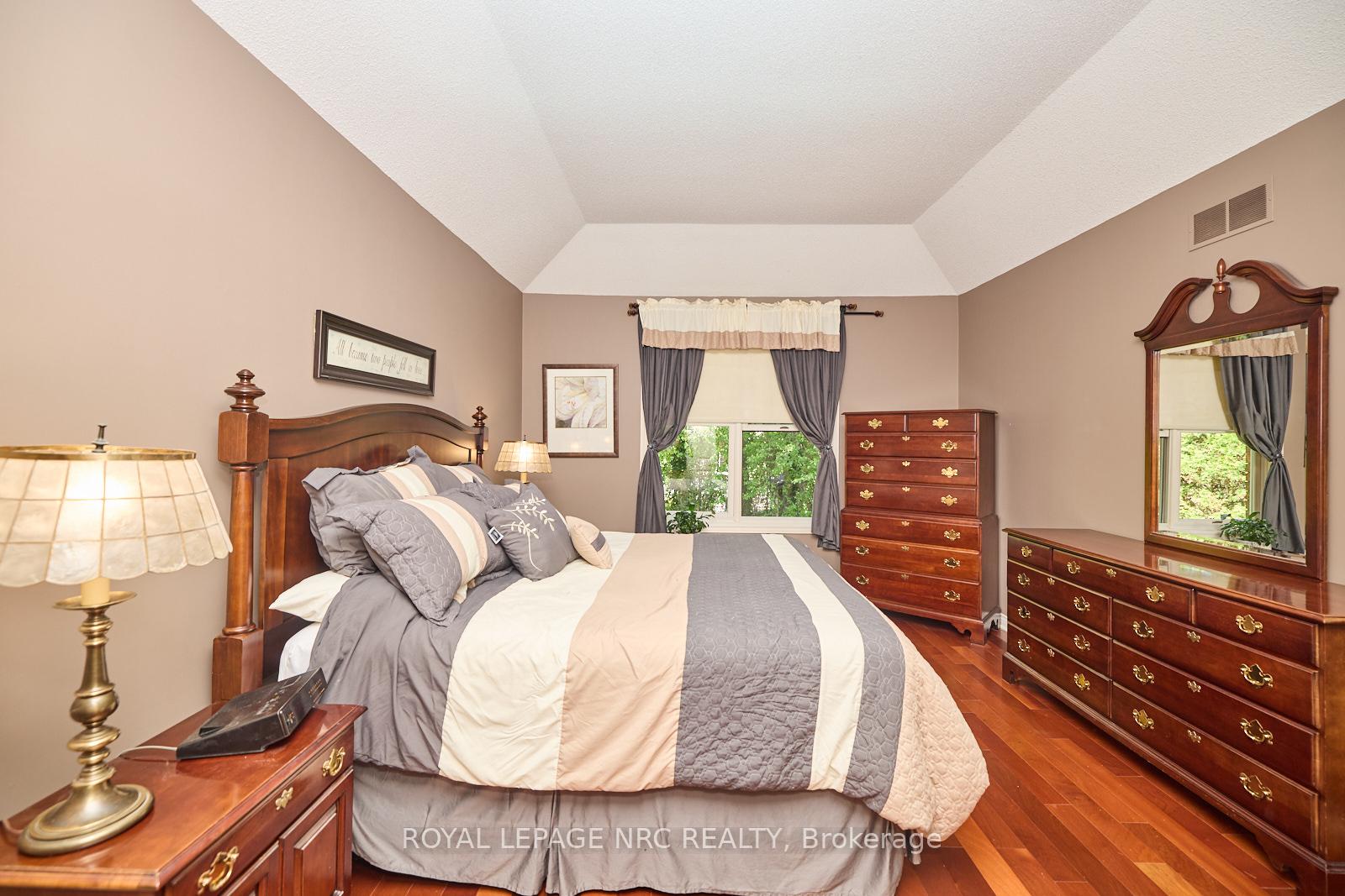 Photo 28 of 7 Scottdale Court, Pelham, Fonthill — HOMEH