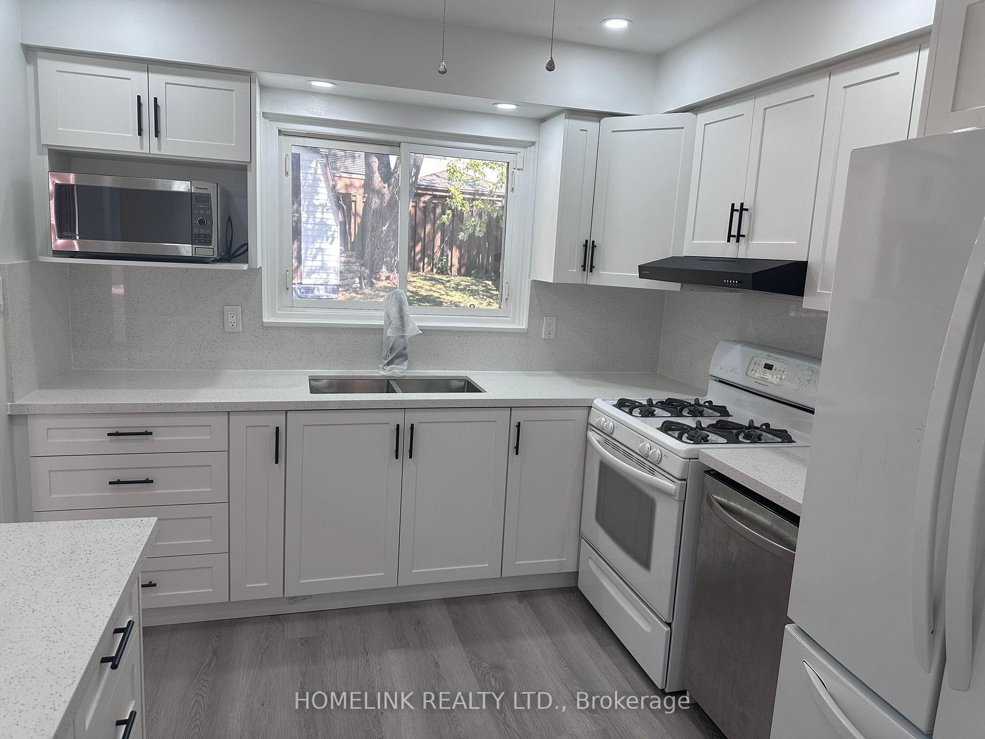 Photo 1 of 330 Ormond Drive, Oshawa, Samac — HOMEH