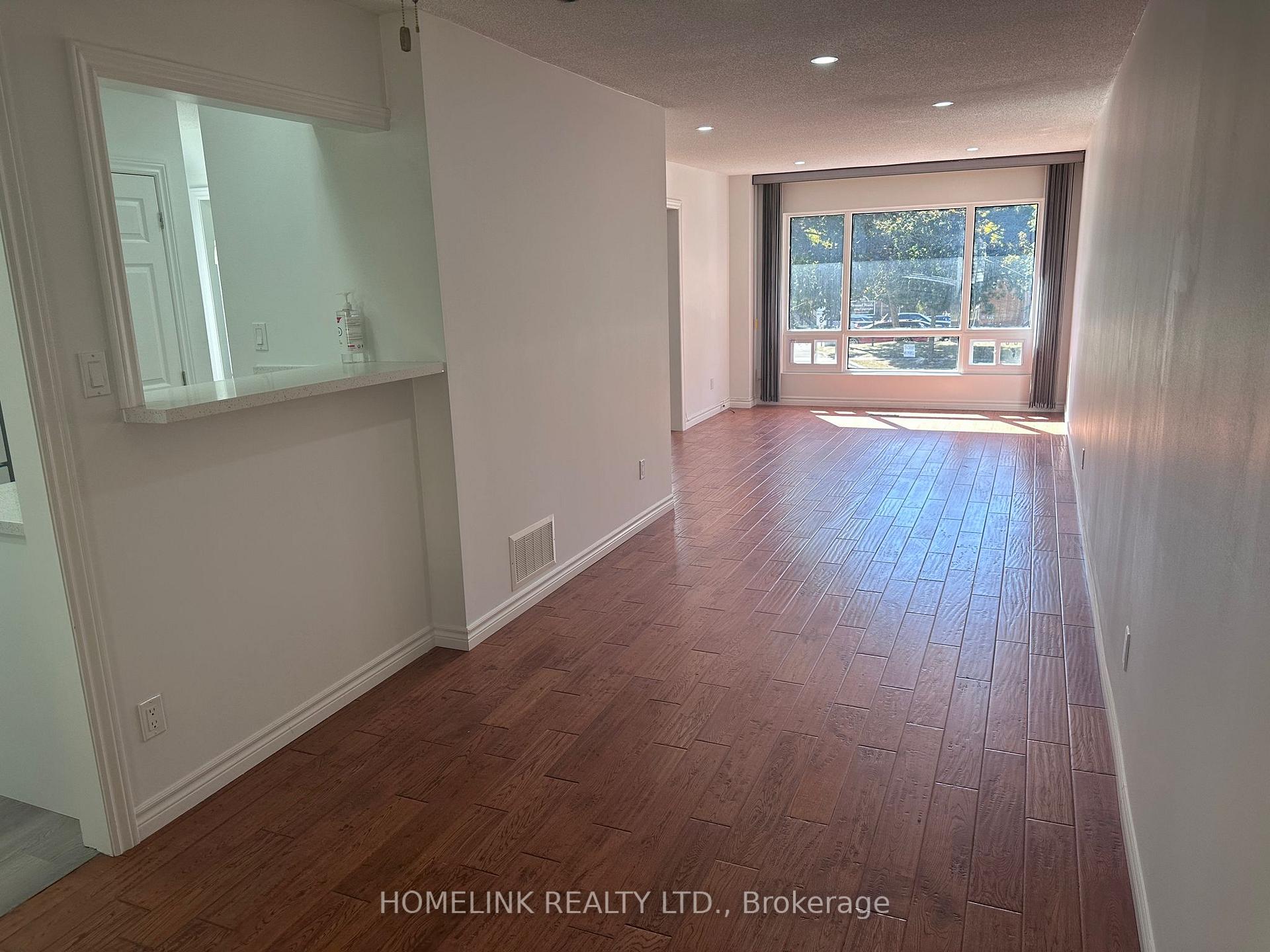 Photo 5 of 330 Ormond Drive, Oshawa, Samac — HOMEH