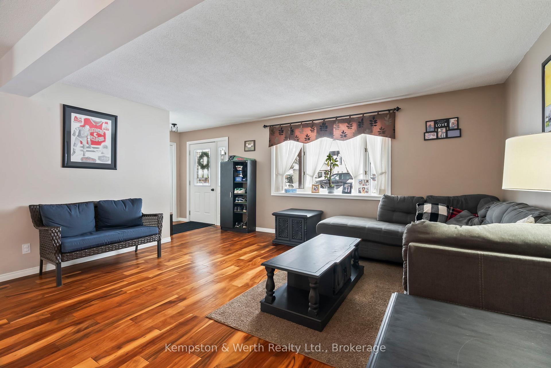 Photo 5 of 581 Inkerman Street E, North Perth, Listowel — HOMEH