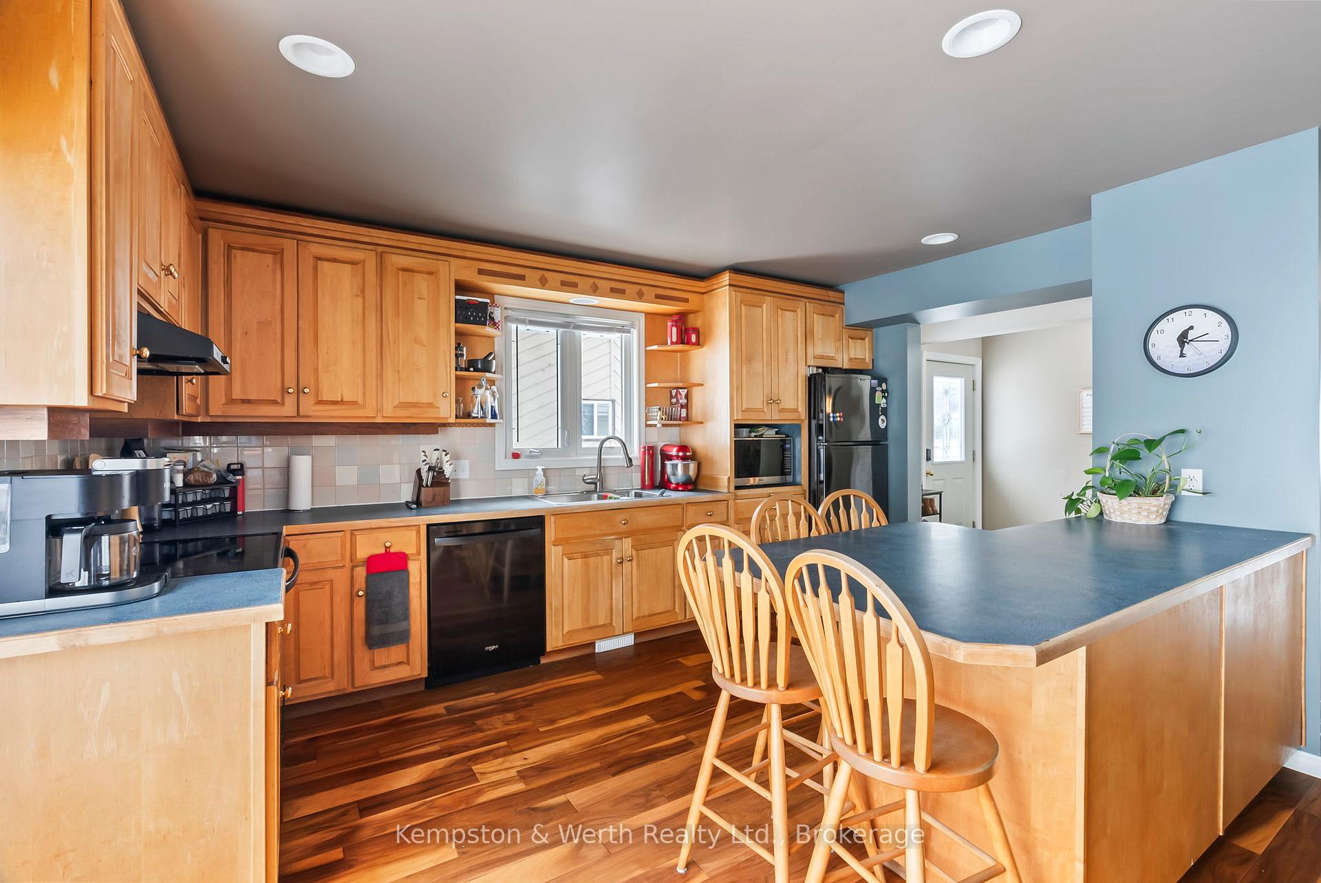 Photo 11 of 581 Inkerman Street E, North Perth, Listowel — HOMEH