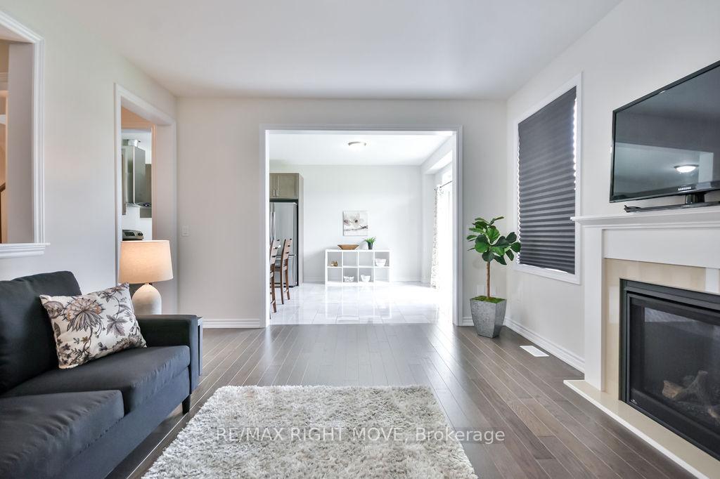 Photo 13 of 3117 Orion Boulevard, Orillia — HOMEH