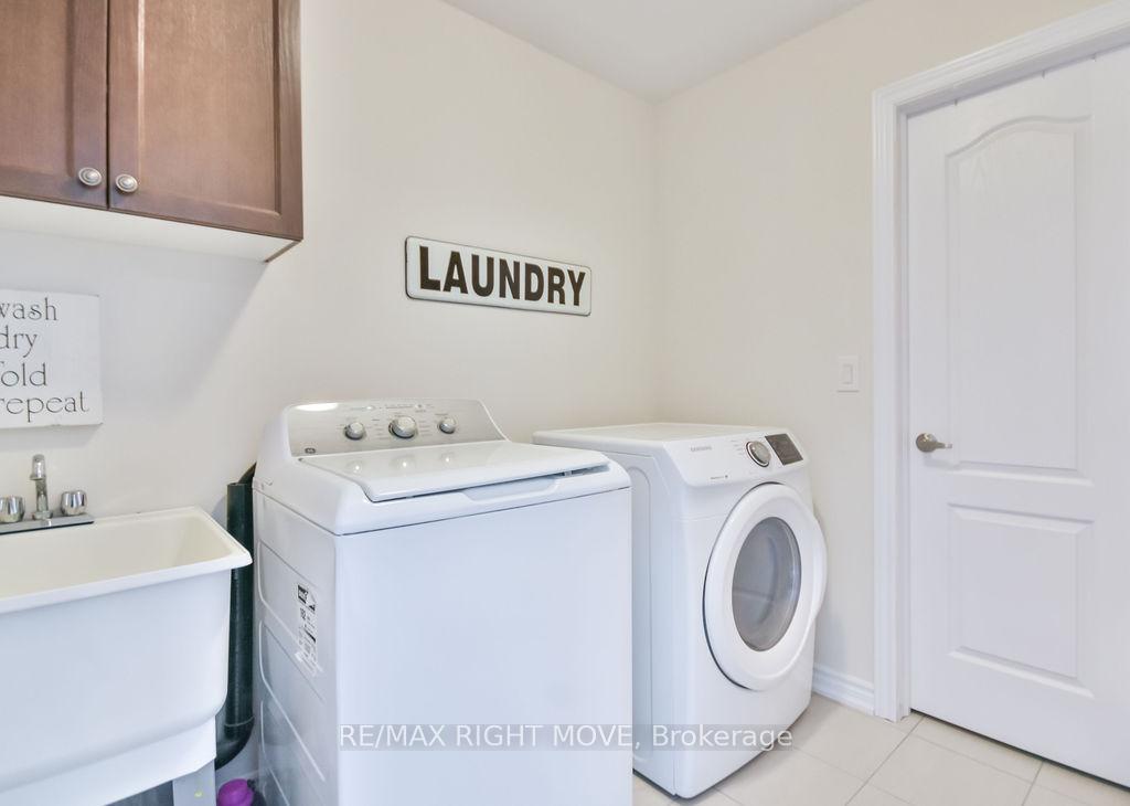 Photo 16 of 3117 Orion Boulevard, Orillia — HOMEH