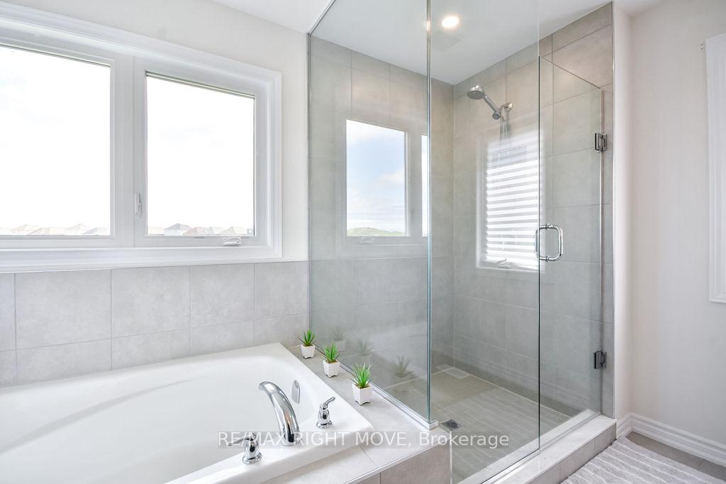 Photo 20 of 3117 Orion Boulevard, Orillia — HOMEH