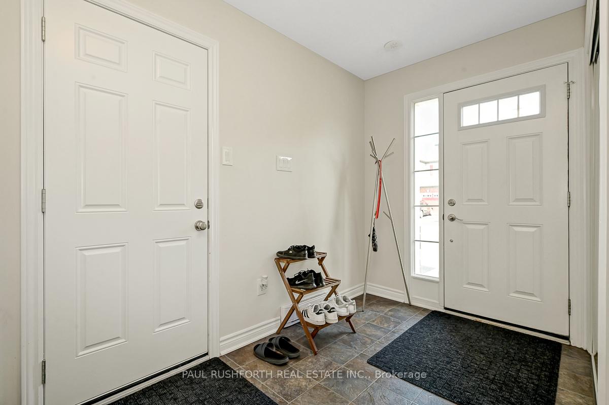 Photo 3 of 103 Eclipse Crescent, Ottawa, Notting Hill/Summerside — HOMEH