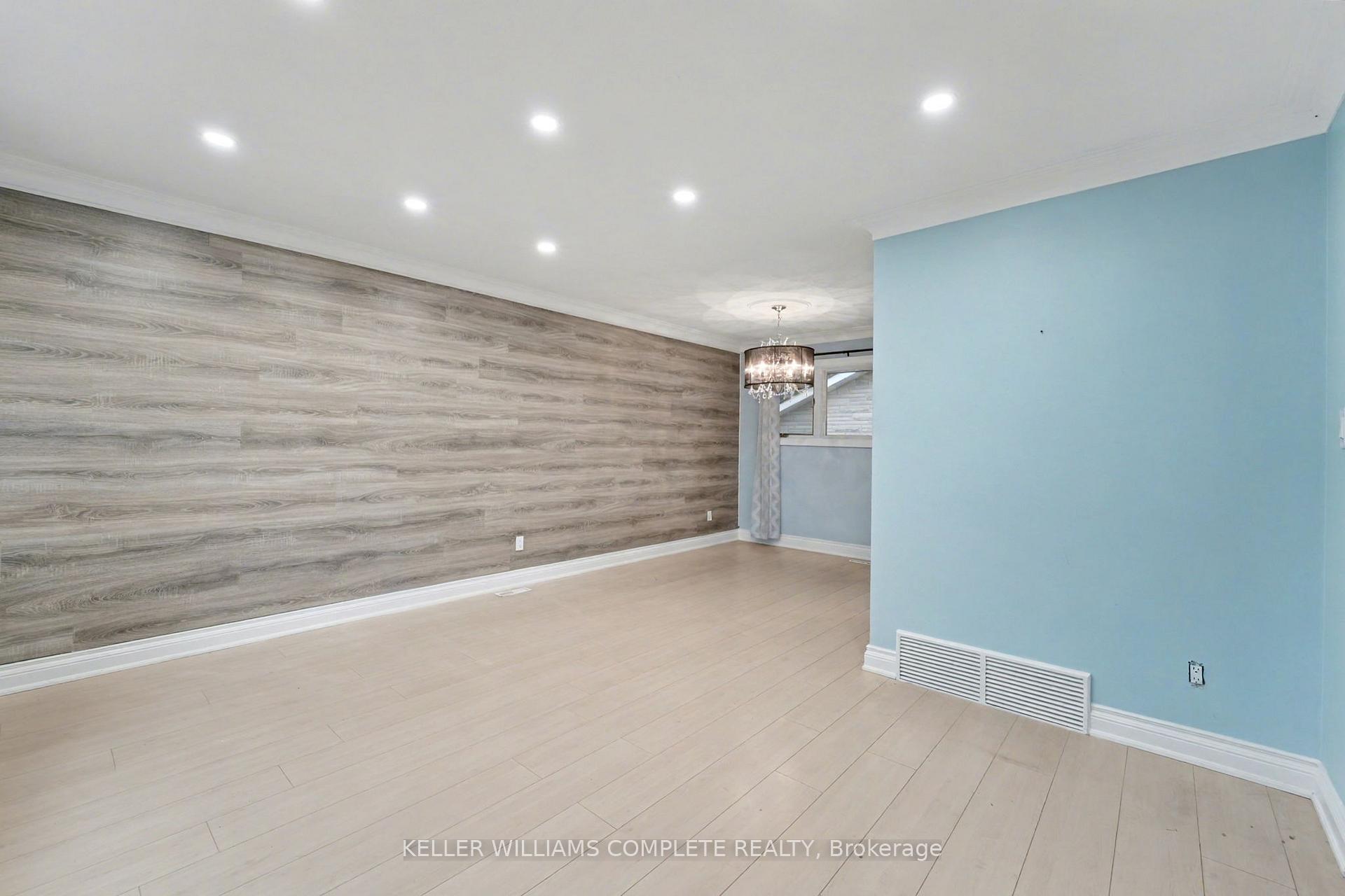 Photo 7 of 512 Finucane Street, Oshawa, McLaughlin — HOMEH