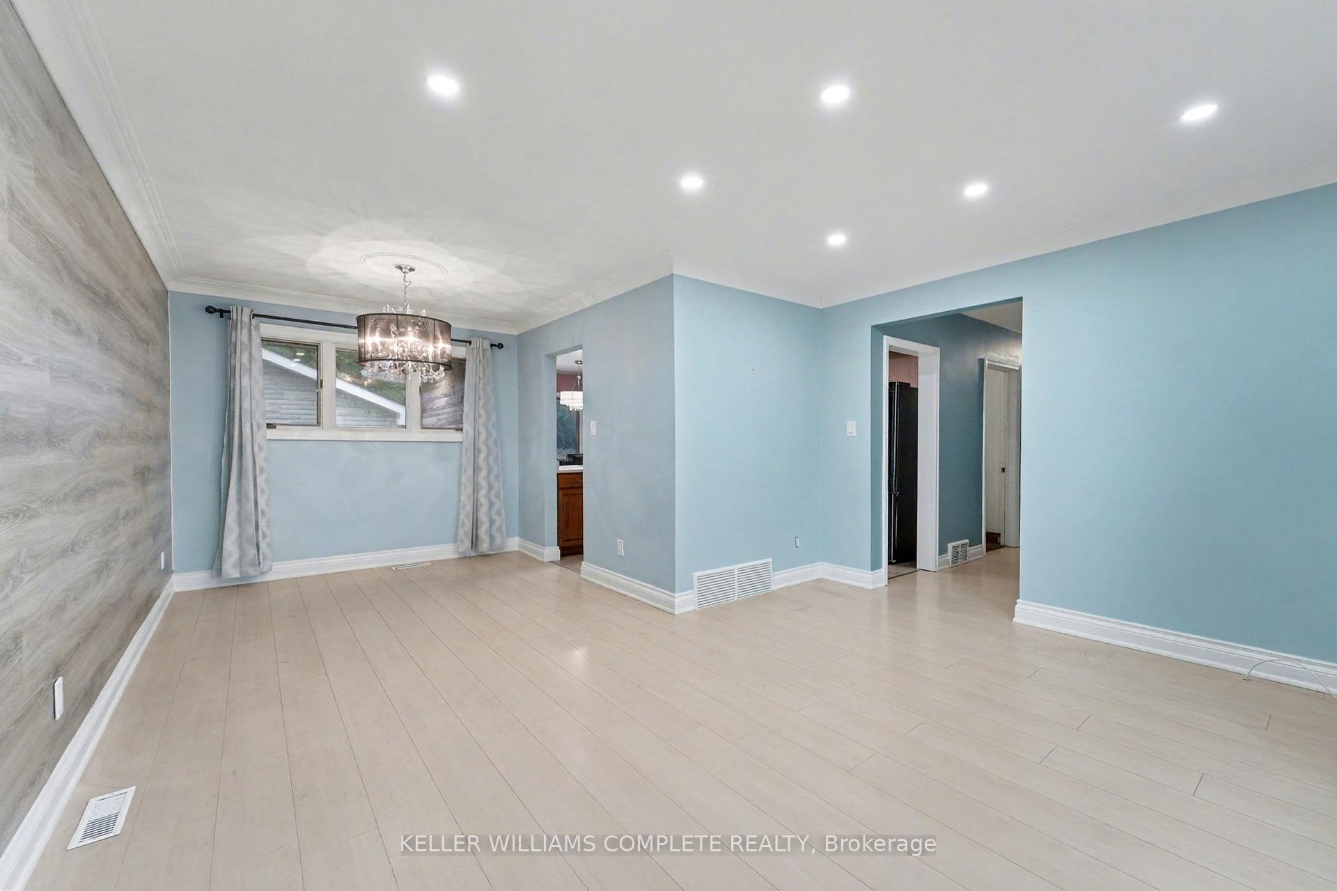 Photo 8 of 512 Finucane Street, Oshawa, McLaughlin — HOMEH