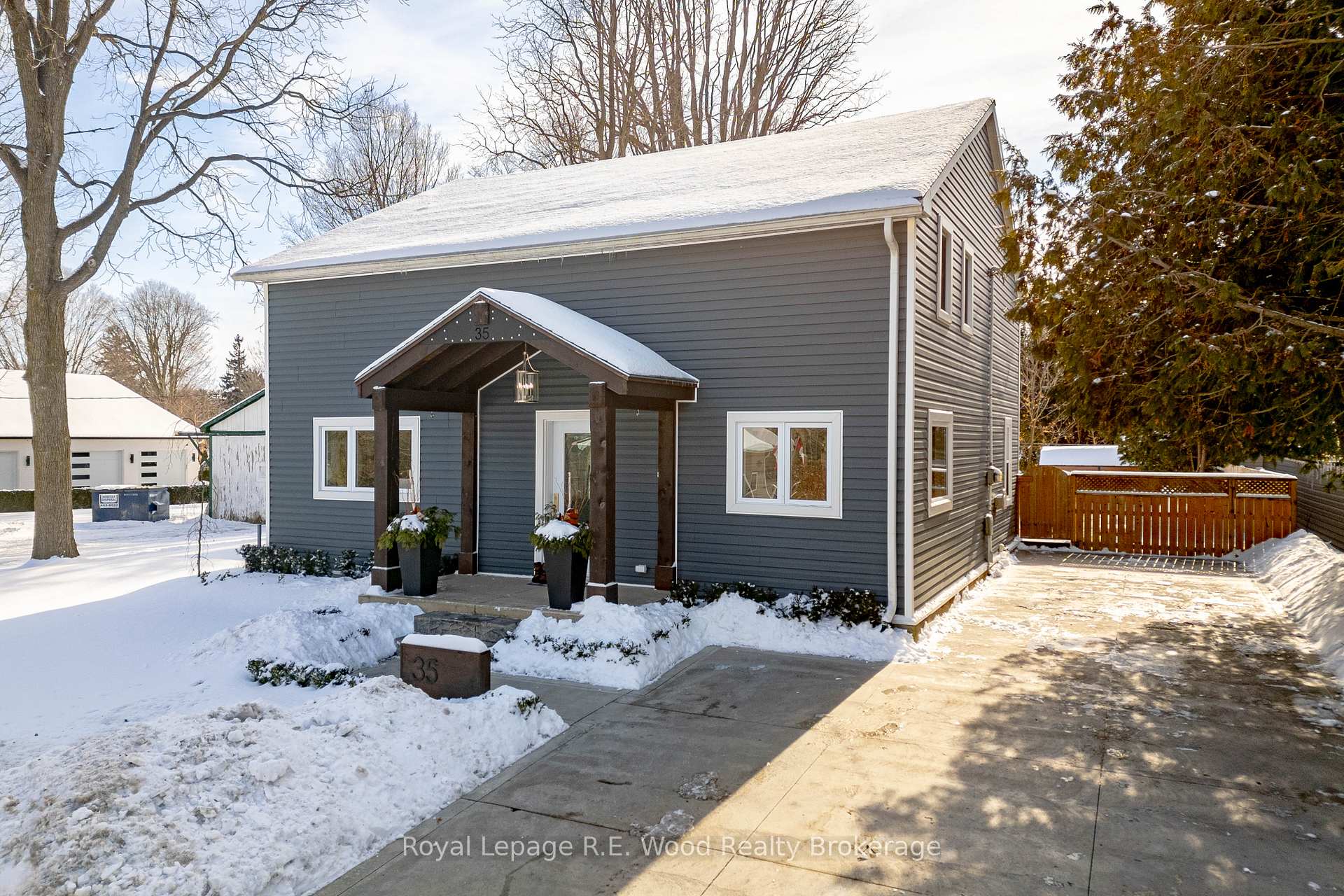 Photo 1 of 35 North Street E, Norwich, Otterville — HOMEH