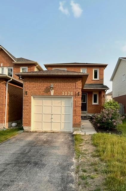 Front of 1176 Beaver Valley Crescent