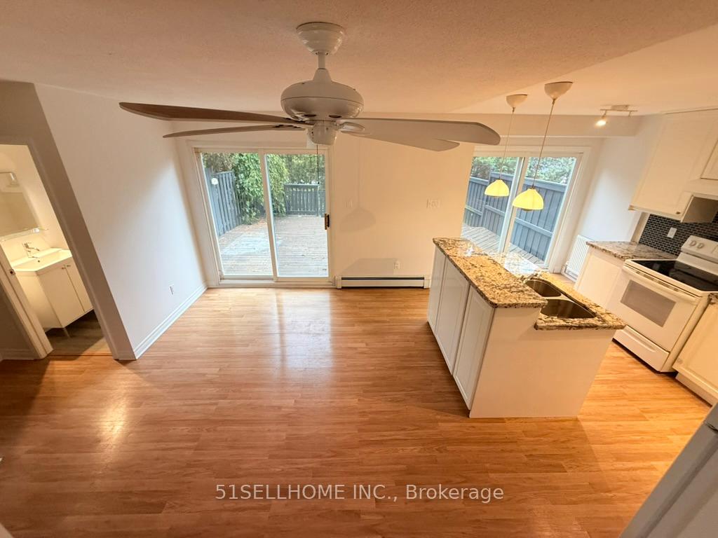 Photo 9 of 2062 Worthington Drive, Oakville, Bronte — HOMEH
