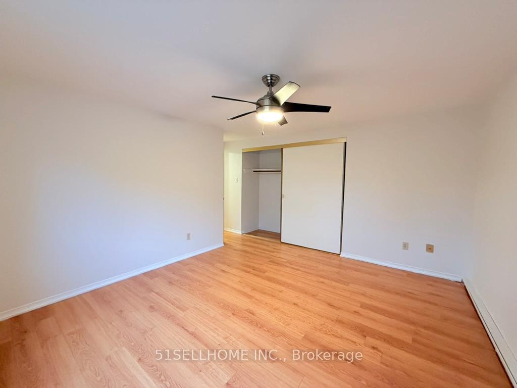 Photo 18 of 2062 Worthington Drive, Oakville, Bronte — HOMEH