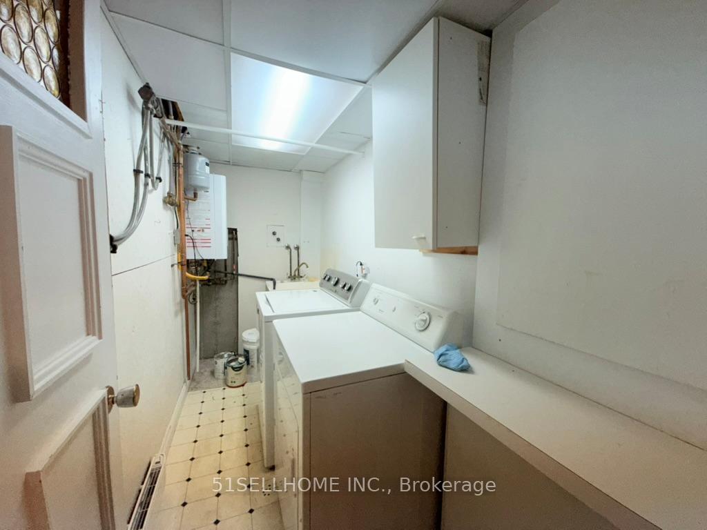 Photo 21 of 2062 Worthington Drive, Oakville, Bronte — HOMEH
