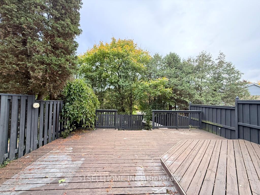 Photo 22 of 2062 Worthington Drive, Oakville, Bronte — HOMEH