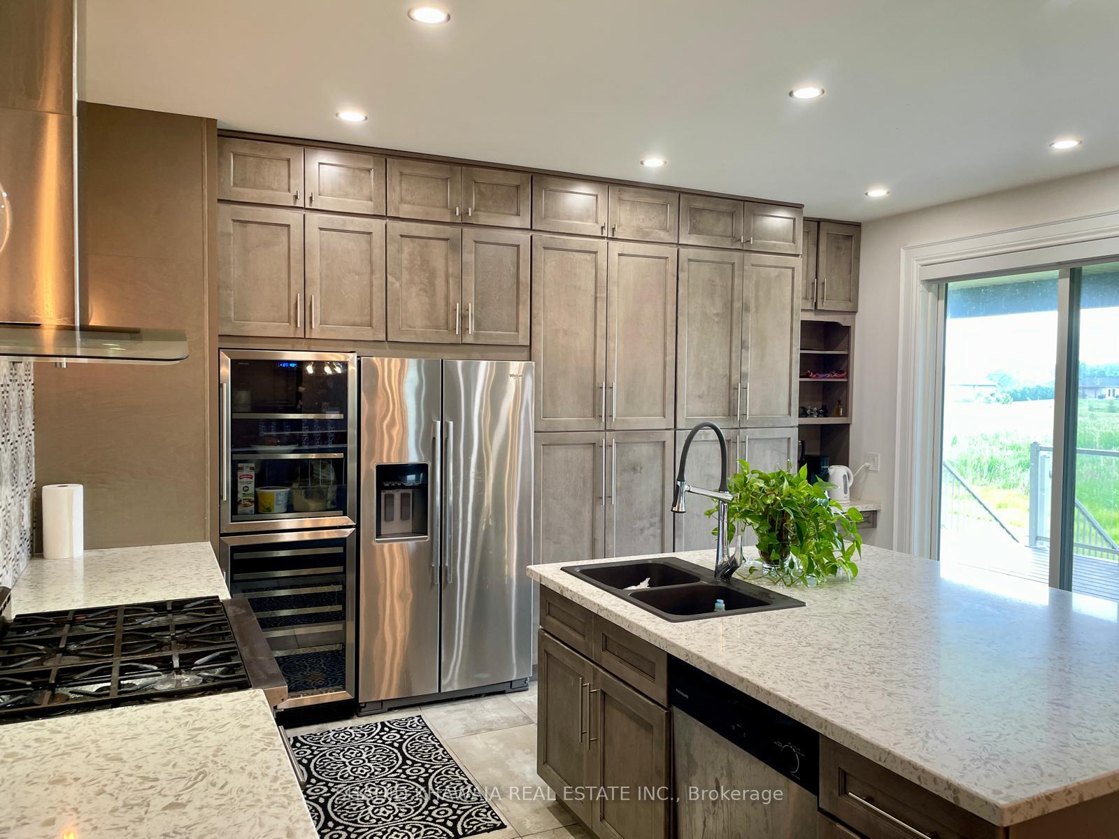 Photo 11 of 240 Farr Street, Pelham, Fenwick — HOMEH