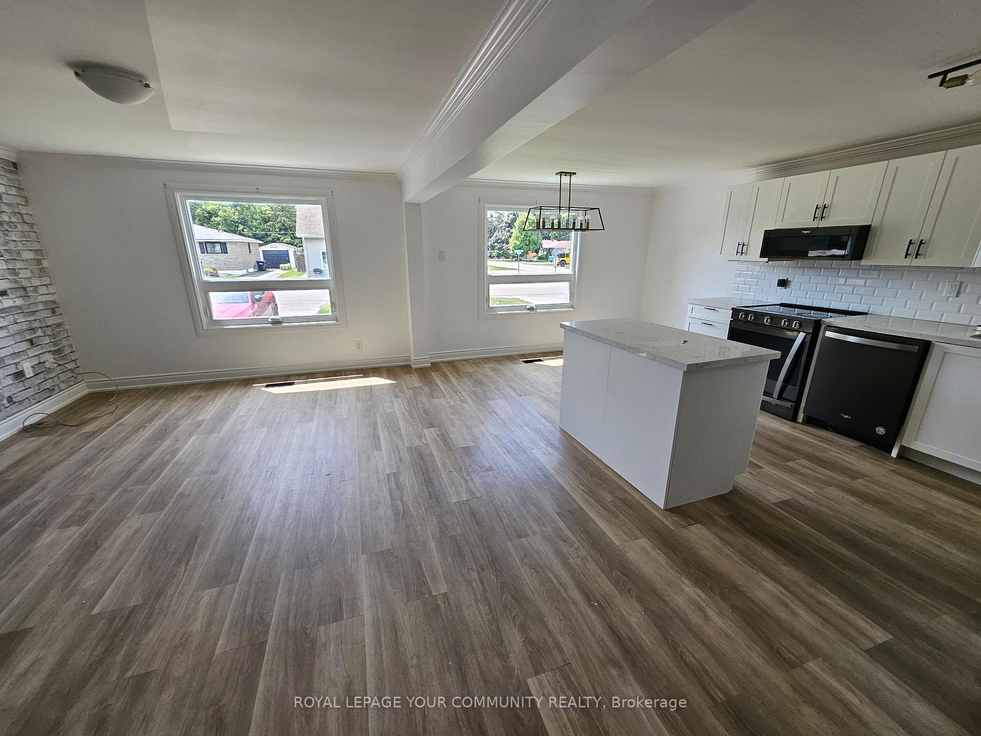Photo 4 of 39 Eastern Avenue, New Tecumseth, Tottenham — HOMEH