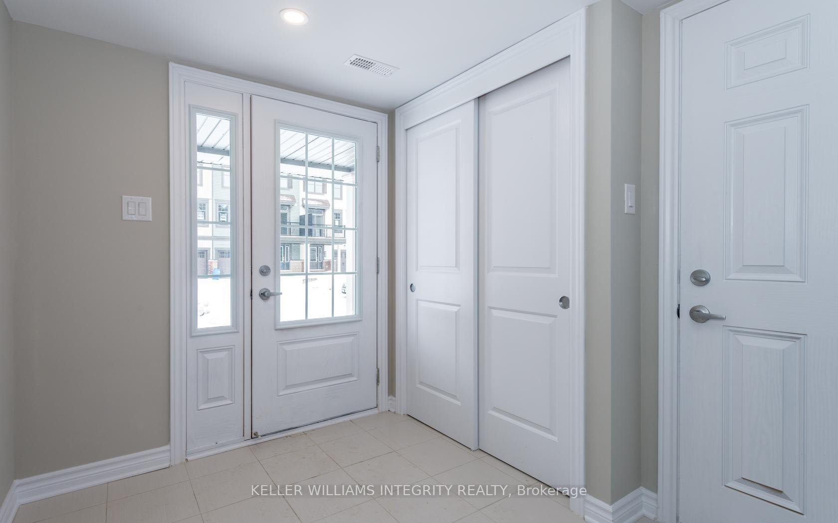 Photo 2 of 317 Citrine Street, Ottawa, Avalon West — HOMEH