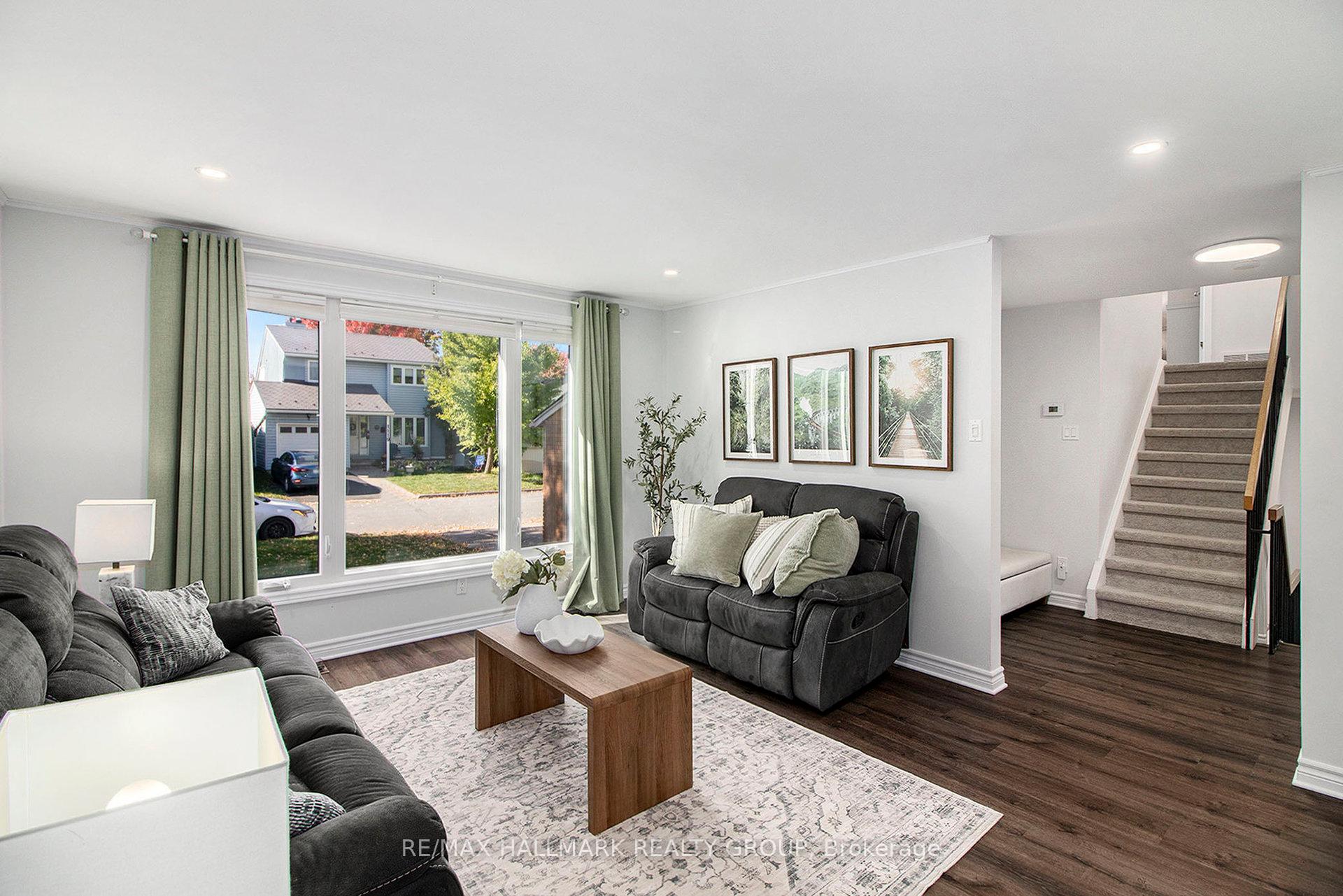 Photo 5 of 1118 Chateau Crescent, Ottawa, Orleans Wood — HOMEH