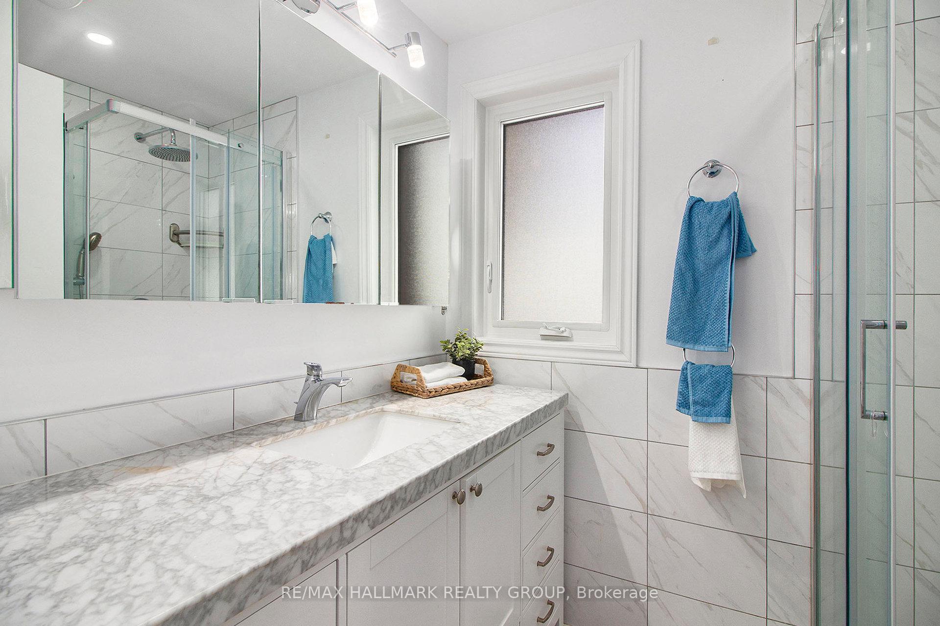Photo 21 of 1118 Chateau Crescent, Ottawa, Orleans Wood — HOMEH