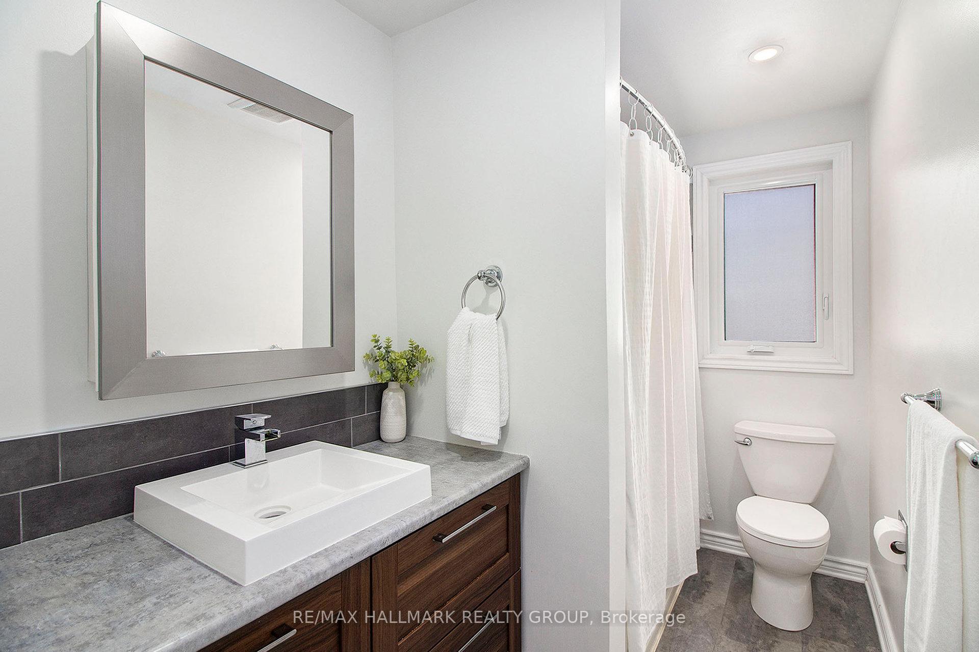 Photo 26 of 1118 Chateau Crescent, Ottawa, Orleans Wood — HOMEH