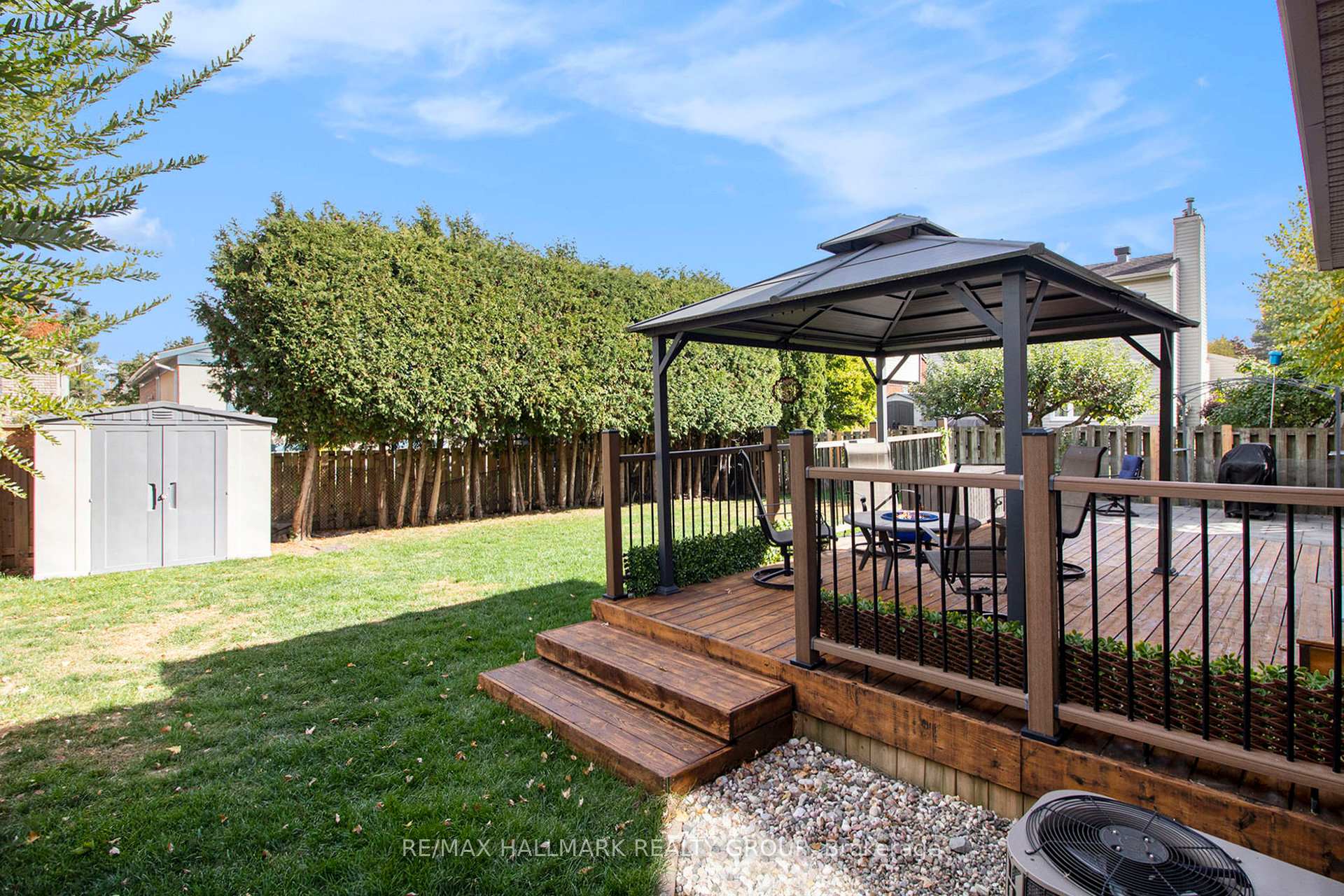 Photo 29 of 1118 Chateau Crescent, Ottawa, Orleans Wood — HOMEH