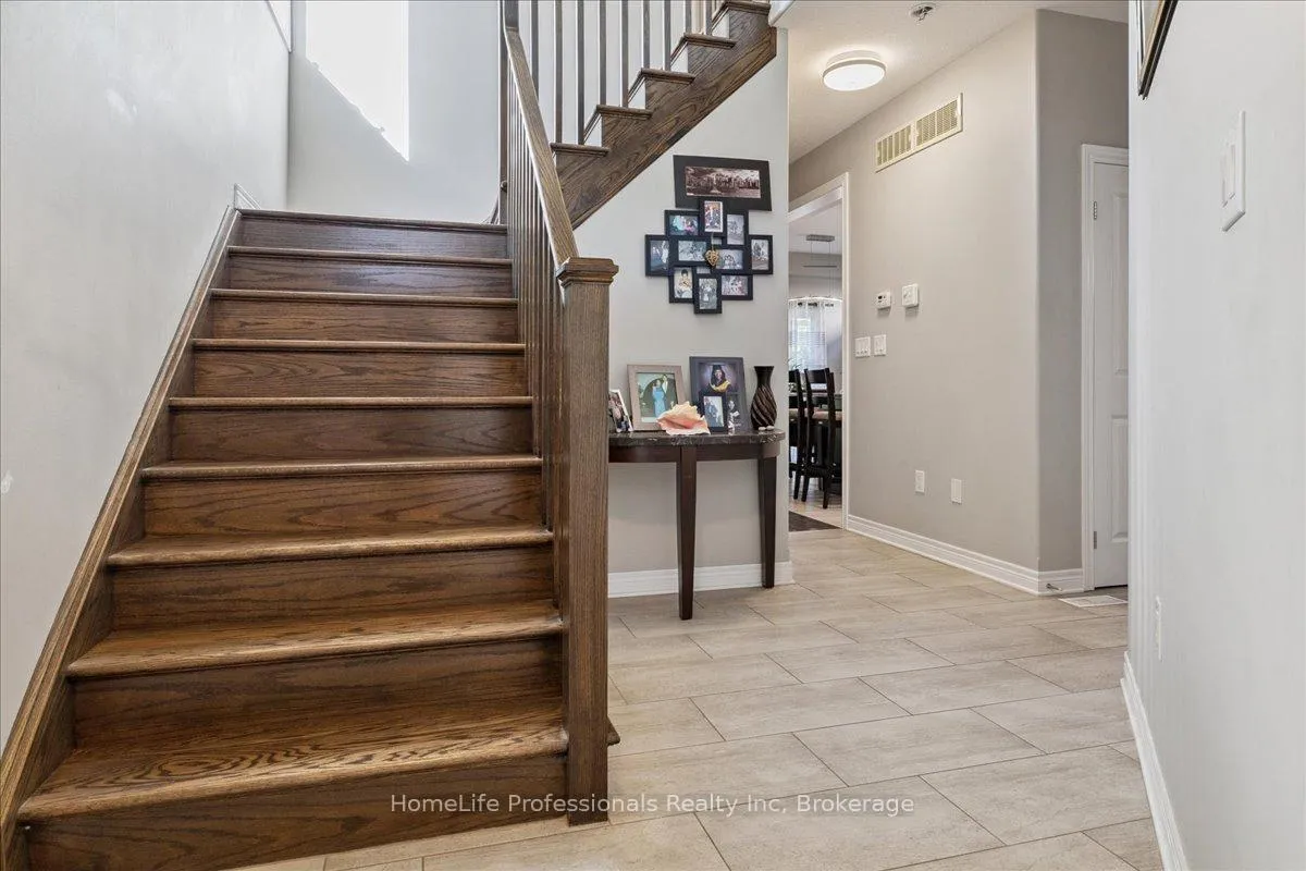 Photo 11 of 6991 Optimist Lane, Niagara Falls, Morrison — HOMEH