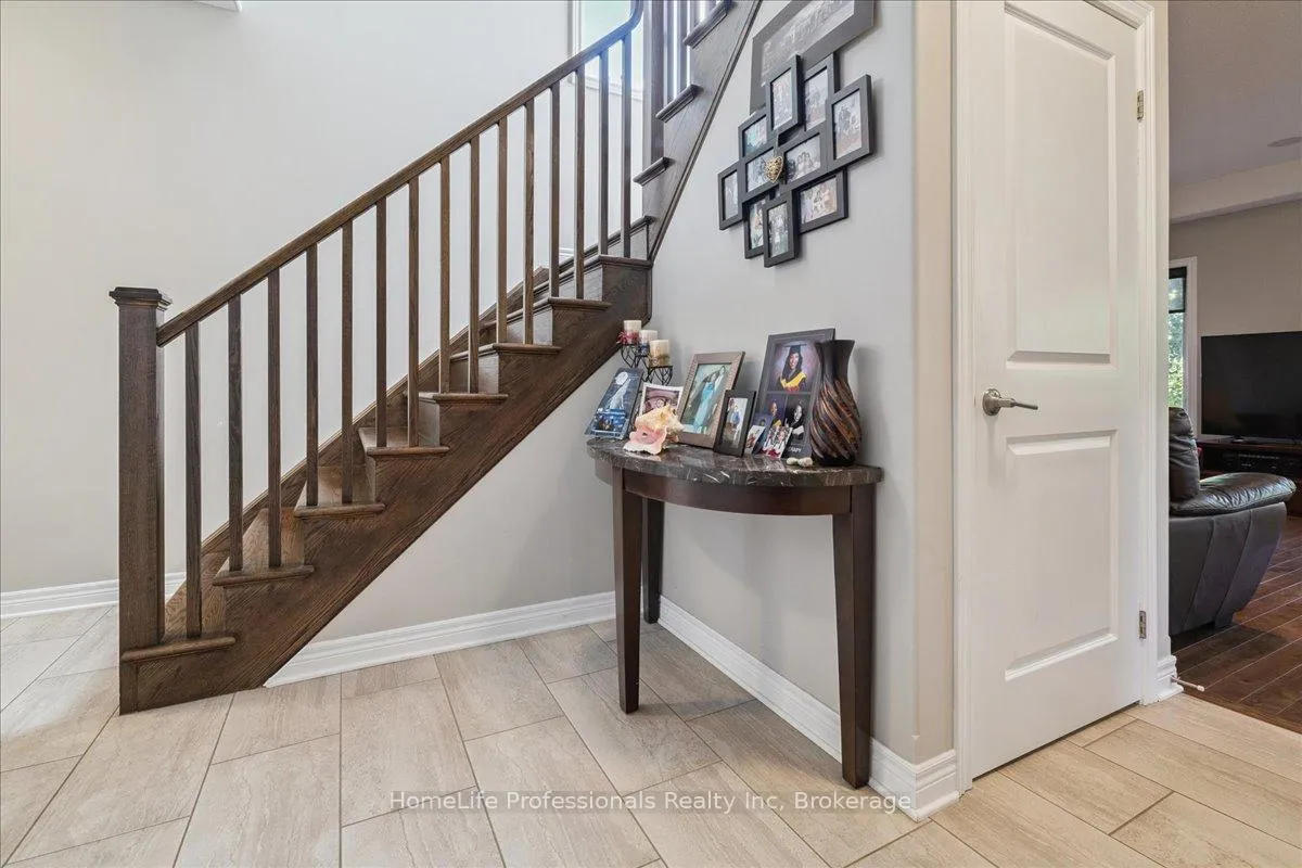 Photo 14 of 6991 Optimist Lane, Niagara Falls, Morrison — HOMEH