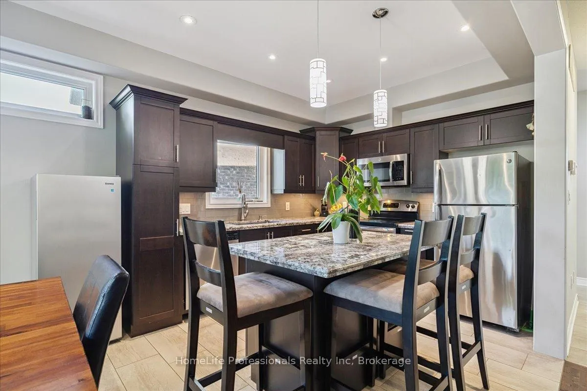Photo 33 of 6991 Optimist Lane, Niagara Falls, Morrison — HOMEH