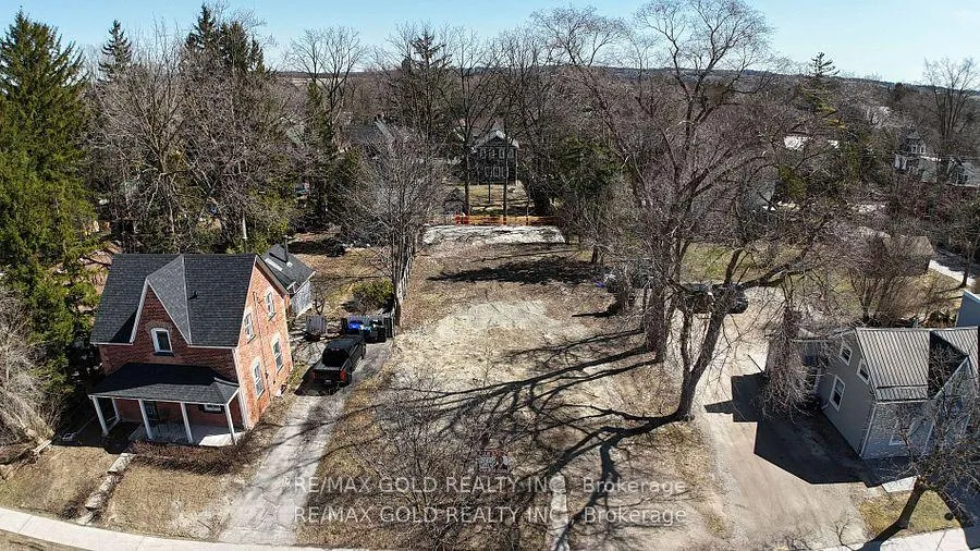 Photo 6 of 35 Queen Street N, New Tecumseth, Tottenham — HOMEH