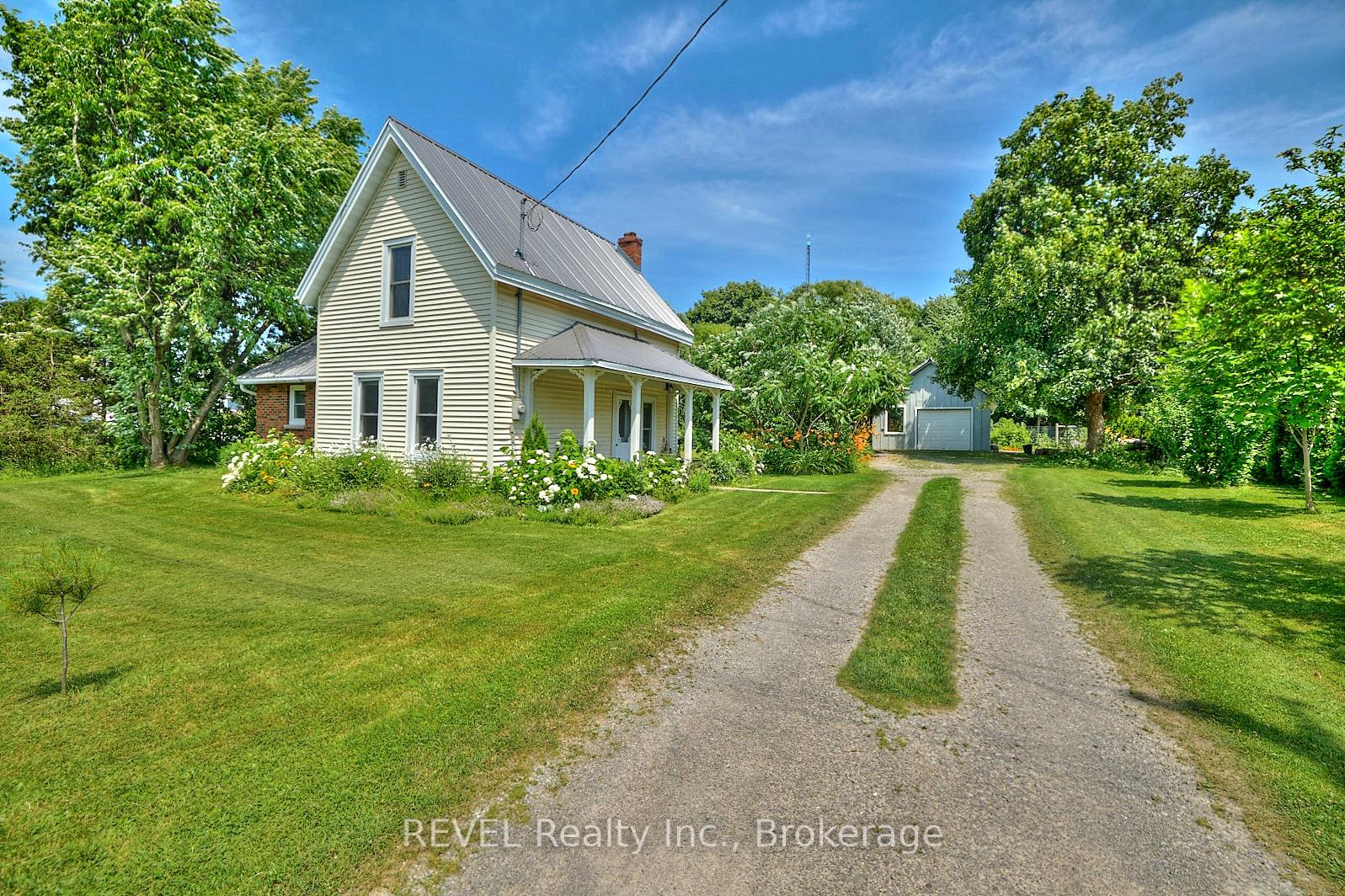 Photo 1 of 1819 Balfour Street, Pelham, North Pelham — HOMEH
