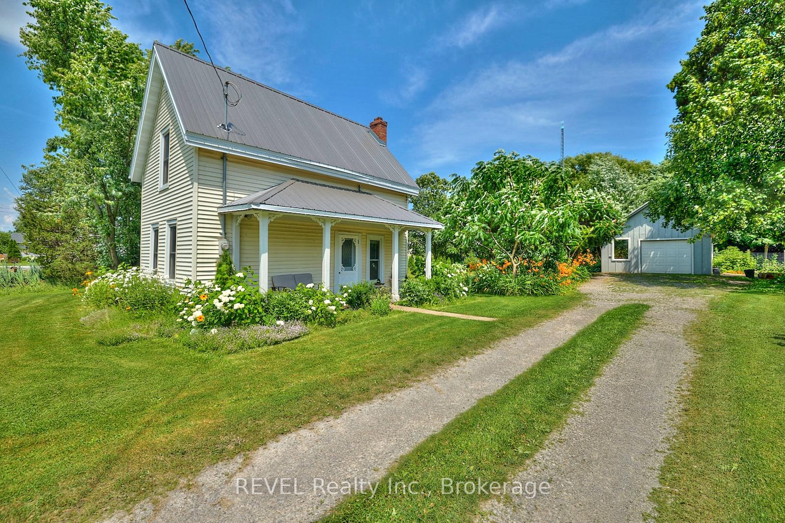 Photo 5 of 1819 Balfour Street, Pelham, North Pelham — HOMEH