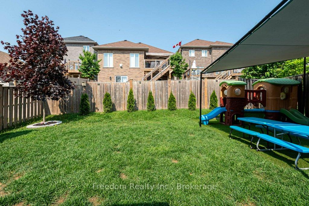 Photo 4 of 3072 Emperor Drive, Orillia — HOMEH