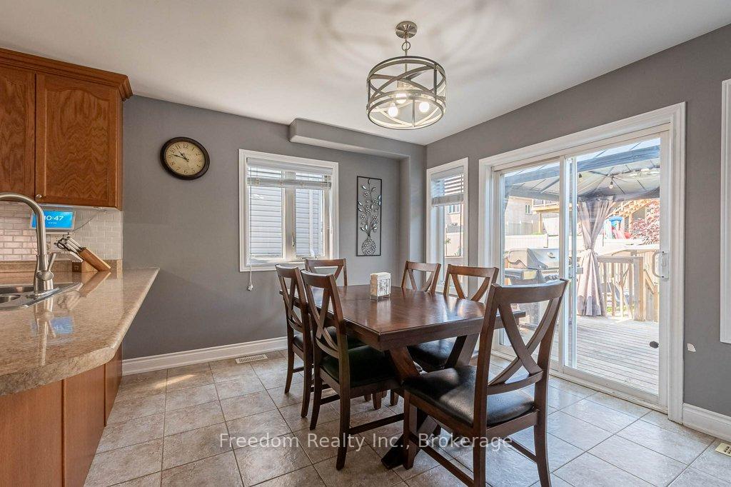 Photo 16 of 3072 Emperor Drive, Orillia — HOMEH