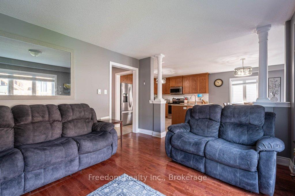Photo 17 of 3072 Emperor Drive, Orillia — HOMEH