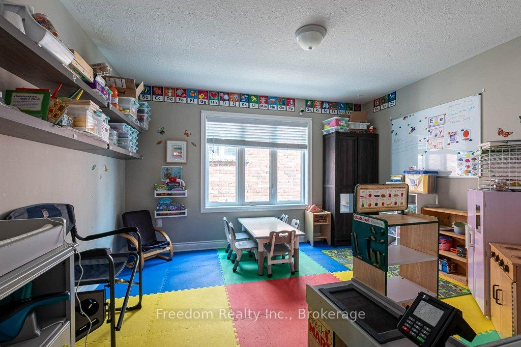 Photo 20 of 3072 Emperor Drive, Orillia — HOMEH