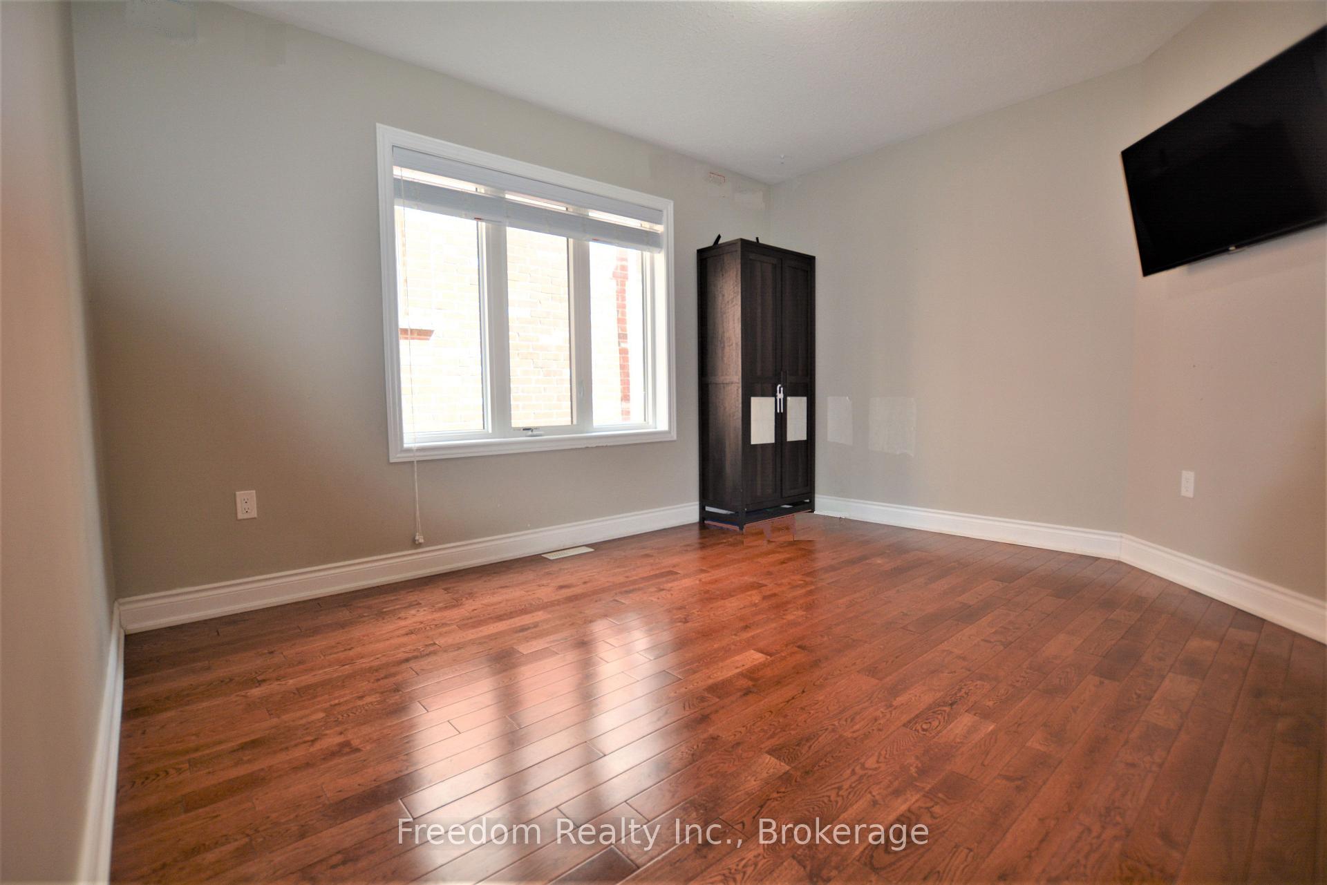 Photo 21 of 3072 Emperor Drive, Orillia — HOMEH