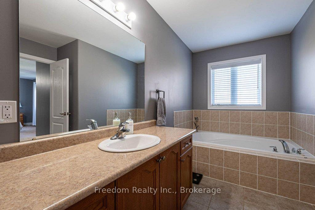 Photo 28 of 3072 Emperor Drive, Orillia — HOMEH