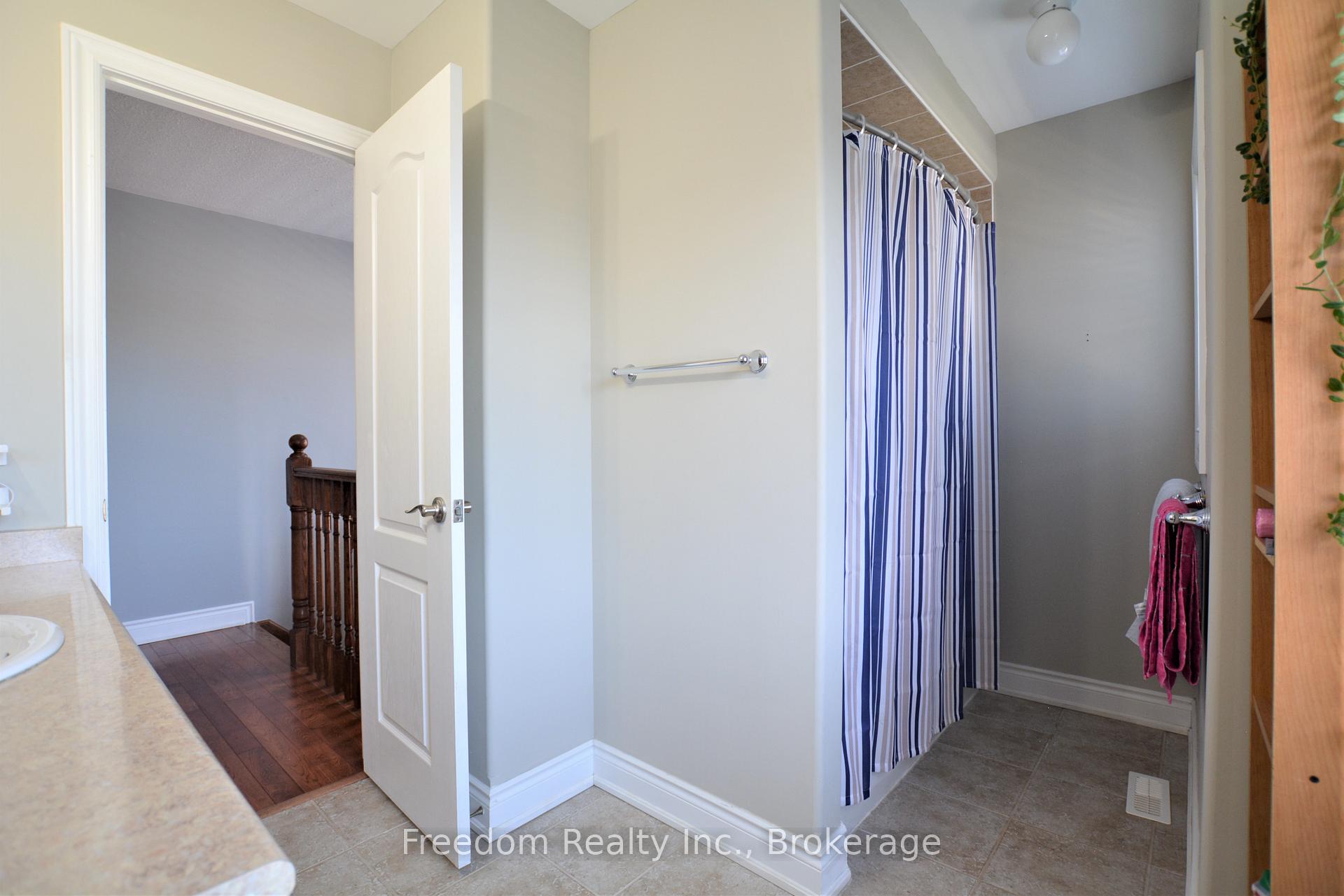 Photo 35 of 3072 Emperor Drive, Orillia — HOMEH