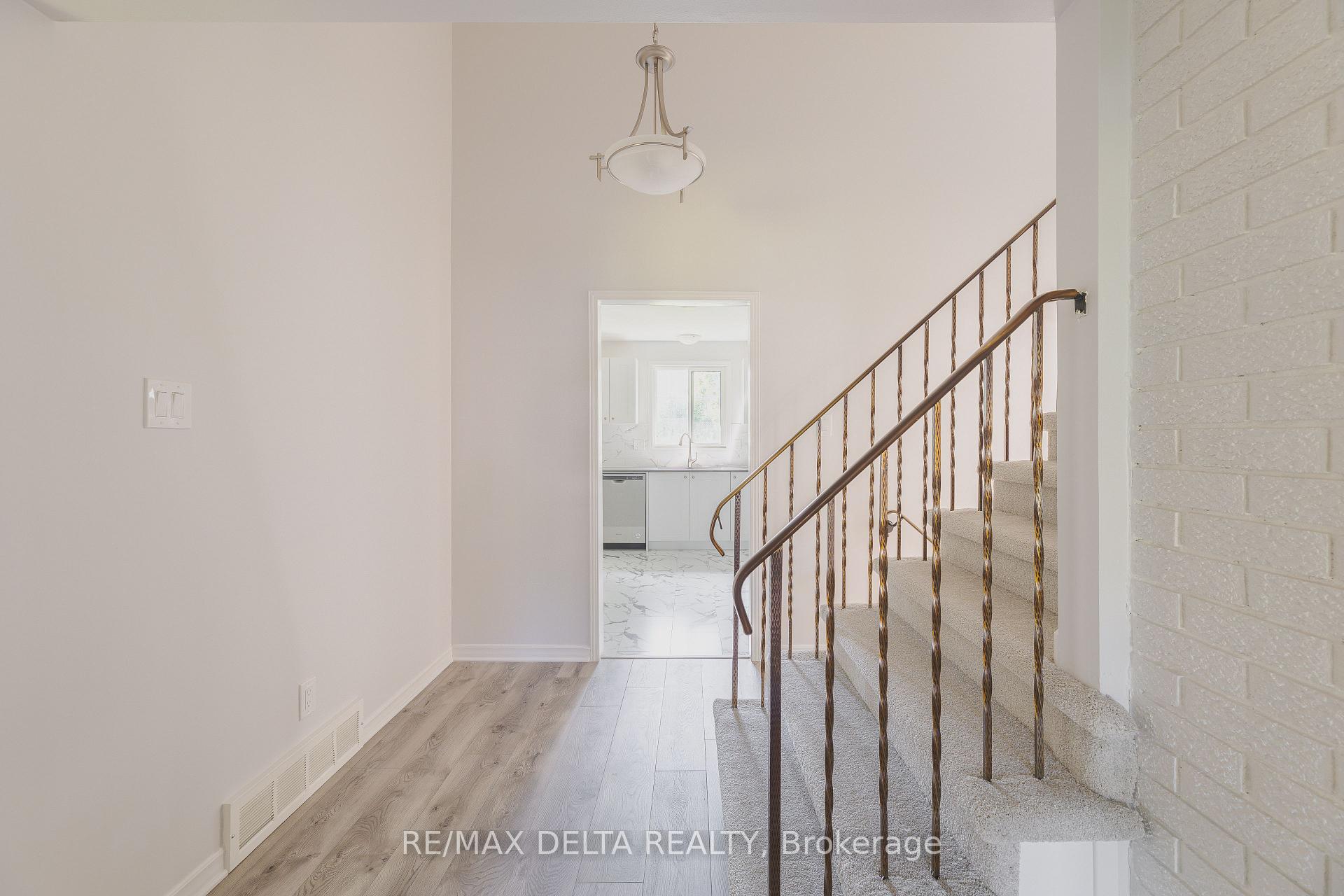 Photo 5 of Unit 0, 6312 Fortune Drive S, Ottawa, Convent Glen North — HOMEH
