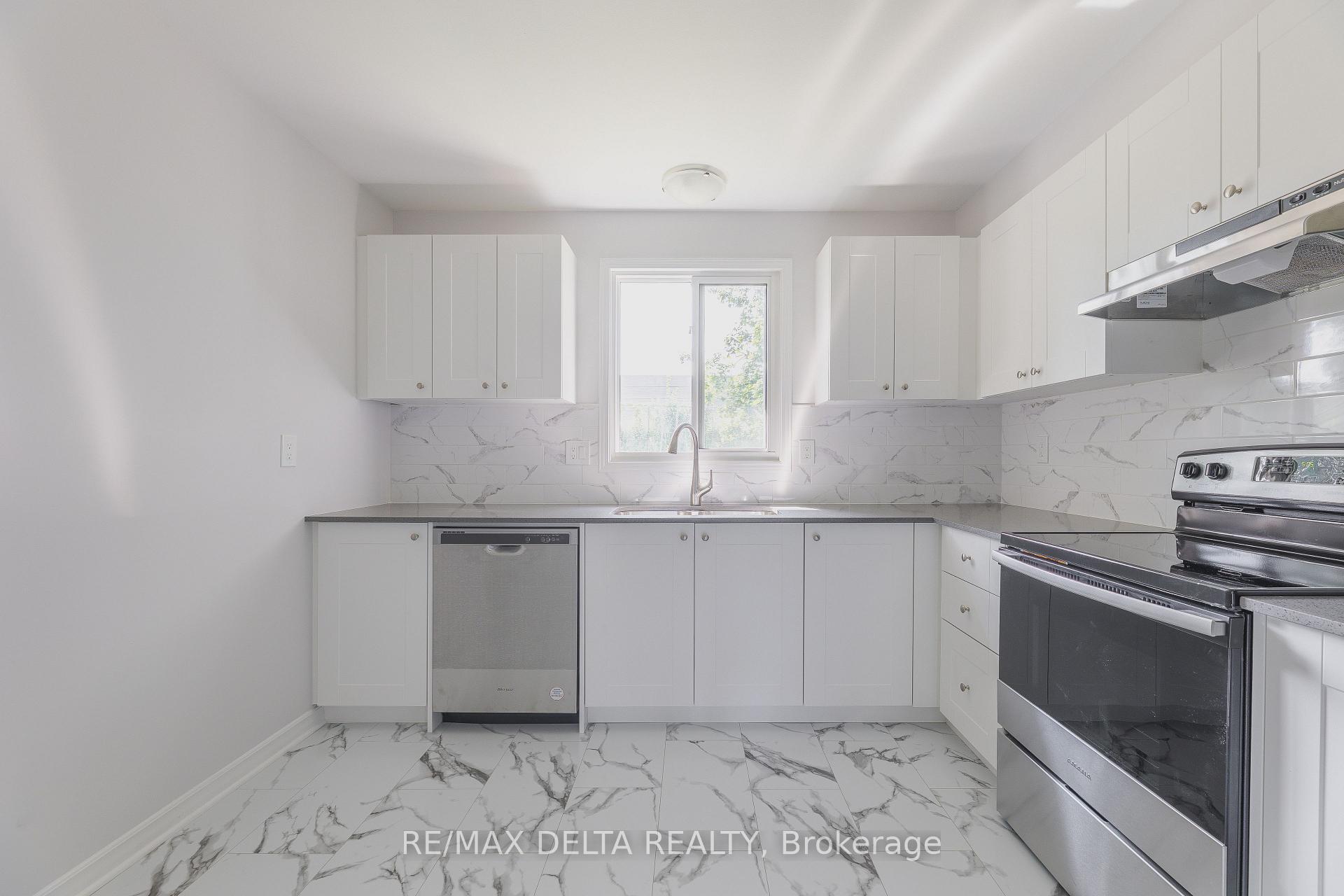 Photo 10 of Unit 0, 6312 Fortune Drive S, Ottawa, Convent Glen North — HOMEH