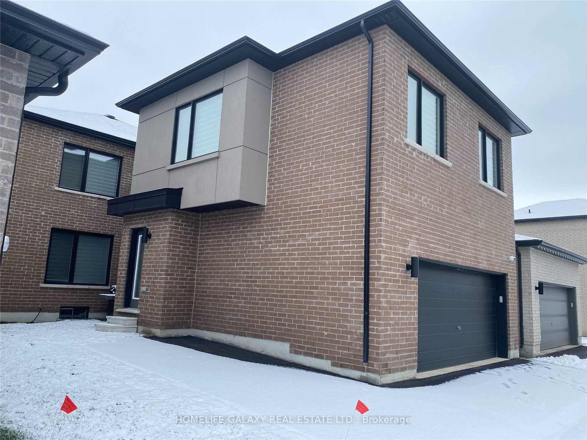 Photo 1 of Unit CoachHo, 202 Webb Street, Markham, Cornell — HOMEH