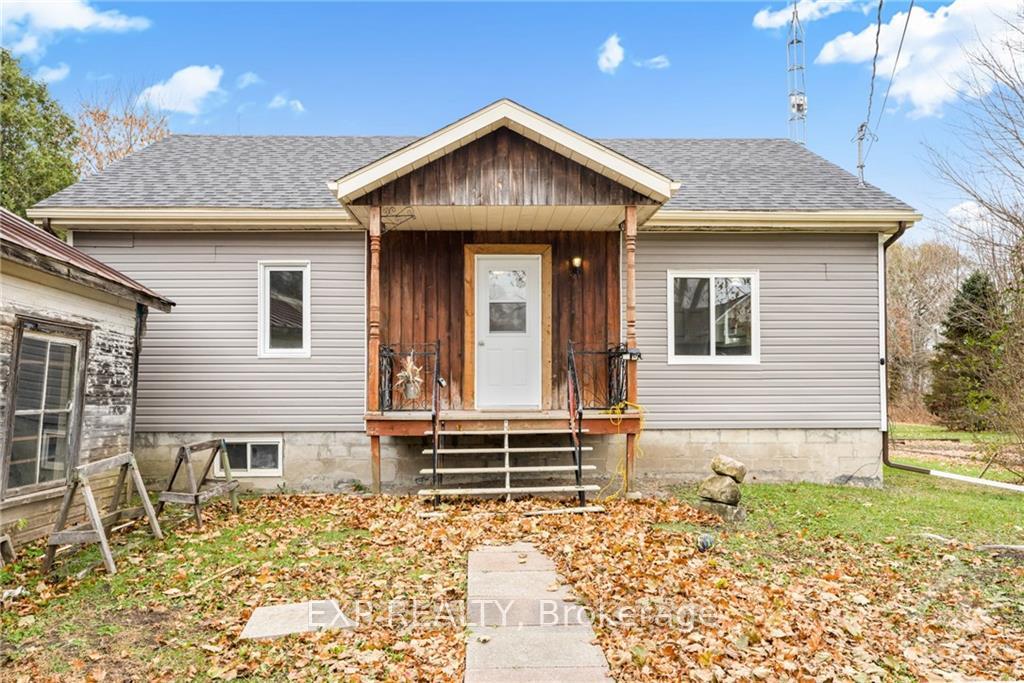 Photo 1 of 21944 Main Street, North Glengarry, North Glengarry (Lochiel) Twp — HOMEH