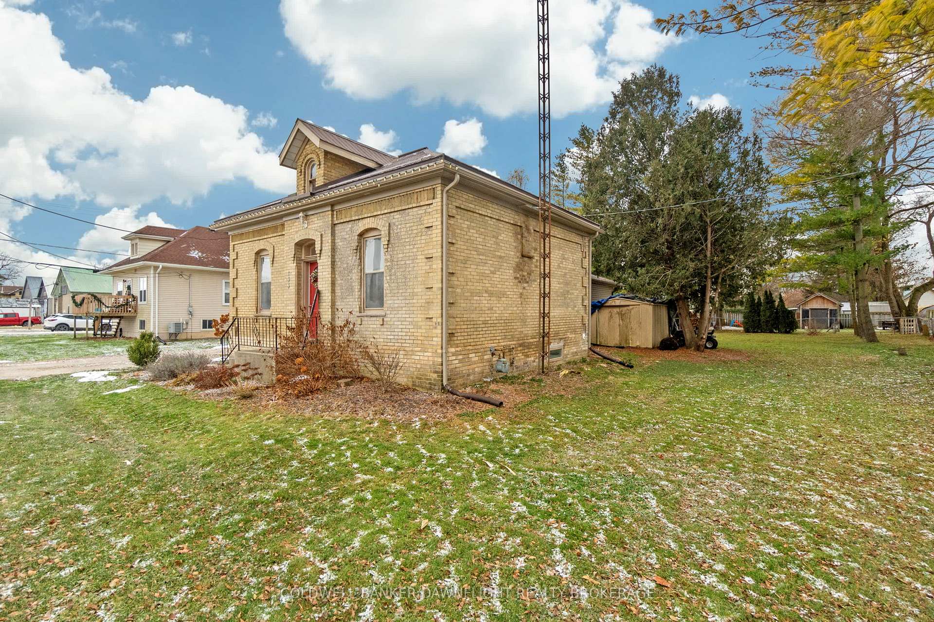 Photo 2 of 133 King Street, North Middlesex, Parkhill — HOMEH