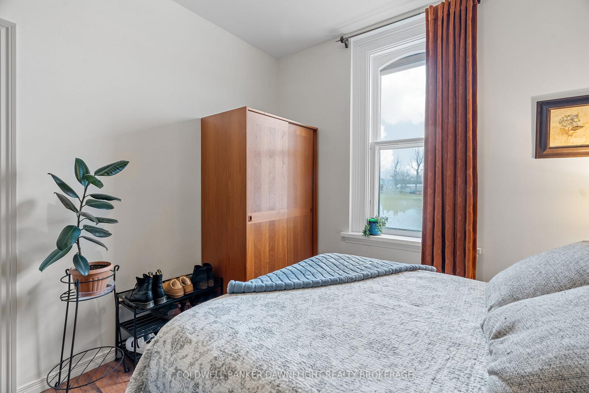 Photo 9 of 133 King Street, North Middlesex, Parkhill — HOMEH