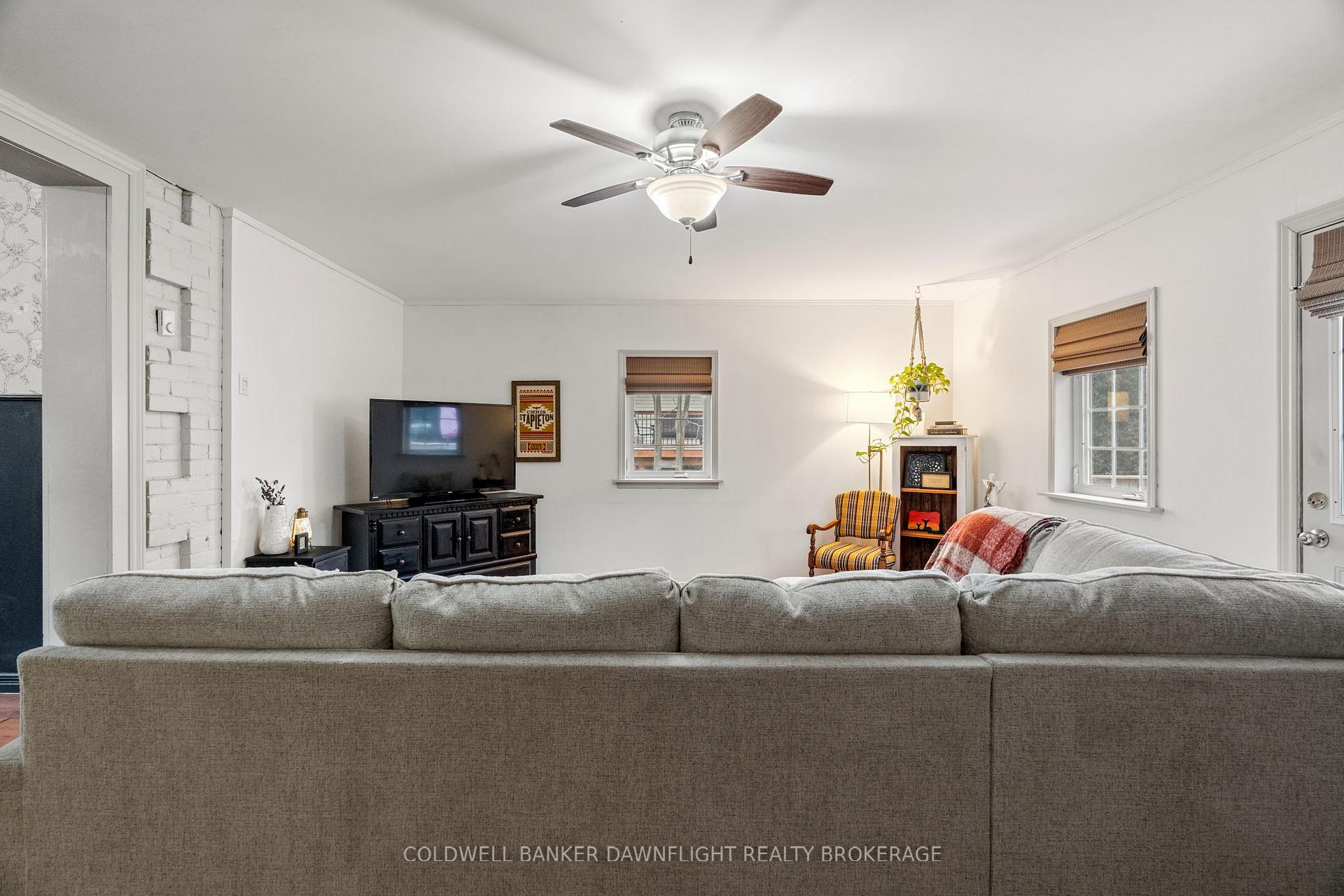 Photo 25 of 133 King Street, North Middlesex, Parkhill — HOMEH