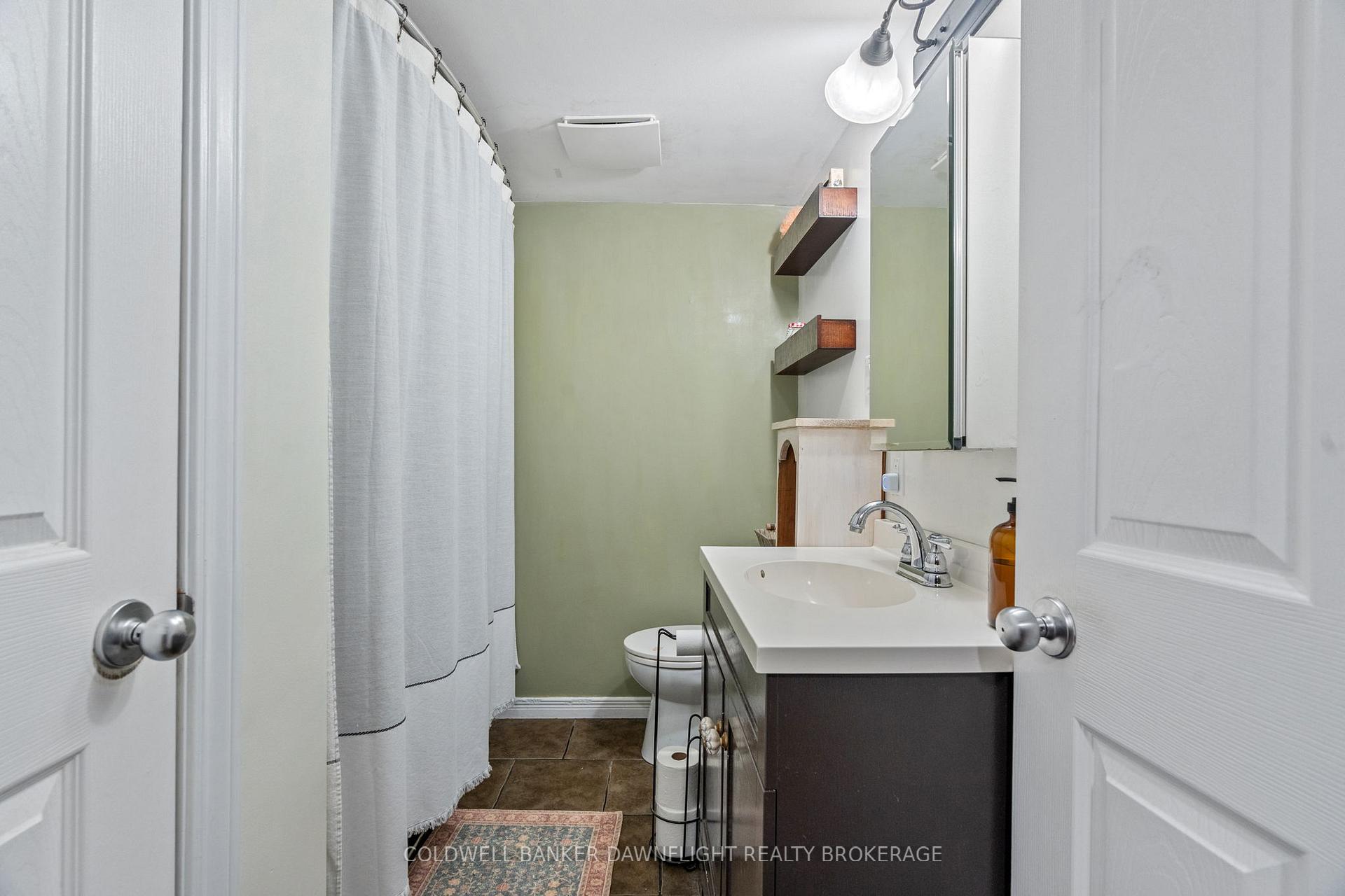 Photo 28 of 133 King Street, North Middlesex, Parkhill — HOMEH