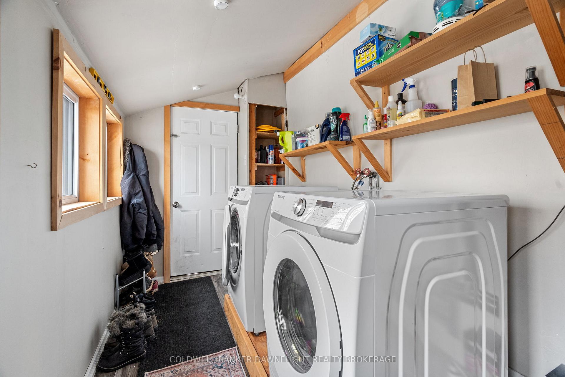 Photo 29 of 133 King Street, North Middlesex, Parkhill — HOMEH