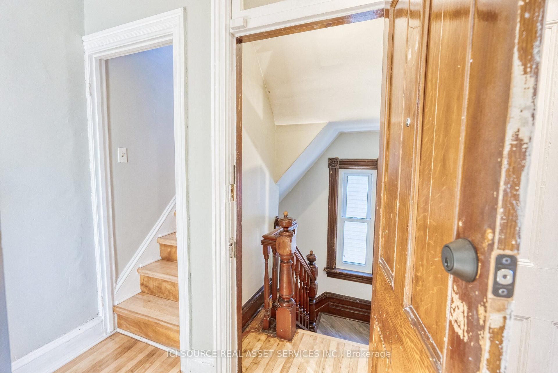 Photo 10 of Unit 2, 263 Flora Street, Ottawa, Ottawa Centre — HOMEH