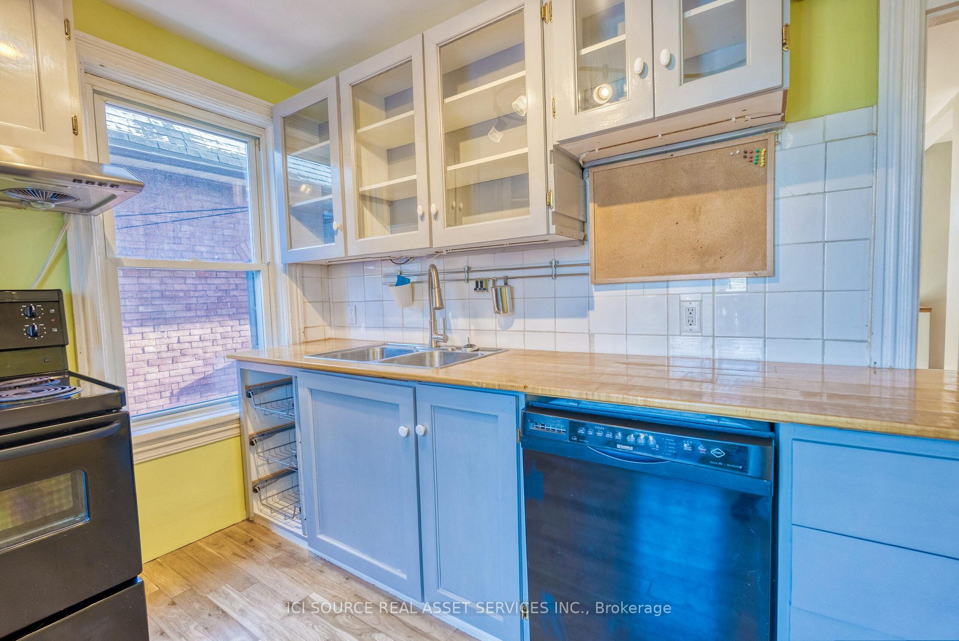 Photo 15 of Unit 2, 263 Flora Street, Ottawa, Ottawa Centre — HOMEH